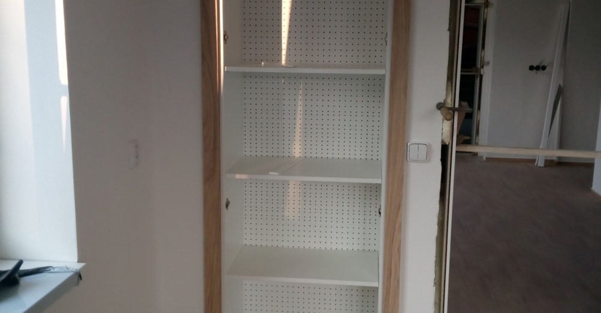 Vestavěné skříně na míru